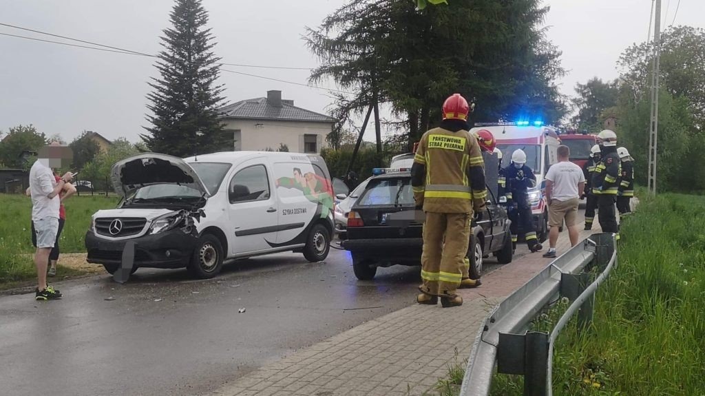 Groźne zderzenie na Nosala - InfoBrzeszcze.pl