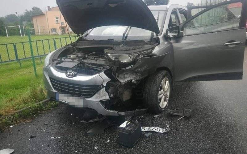 Kolizja drogowa w Skidziniu - InfoBrzeszcze.pl