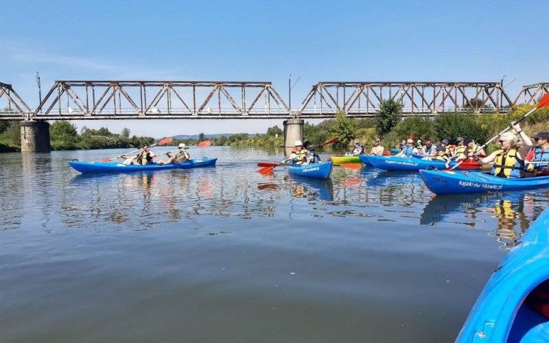 Spływ kajakowy zaliczony - InfoBrzeszcze.pl