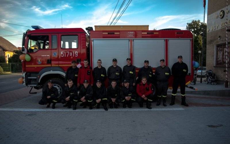 Nowy samochód ratowniczy w OSP Zasole - InfoBrzeszcze.pl