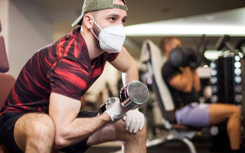 Siłownie, baseny i fitness zamknięte - użytkownicy protestują - InfoBrzeszcze.pl