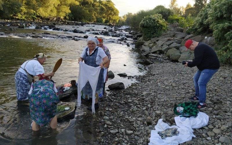 Filmowa zapowiedź Wirtualnego Zwiedzania „Piyknej Izby” - InfoBrzeszcze.pl