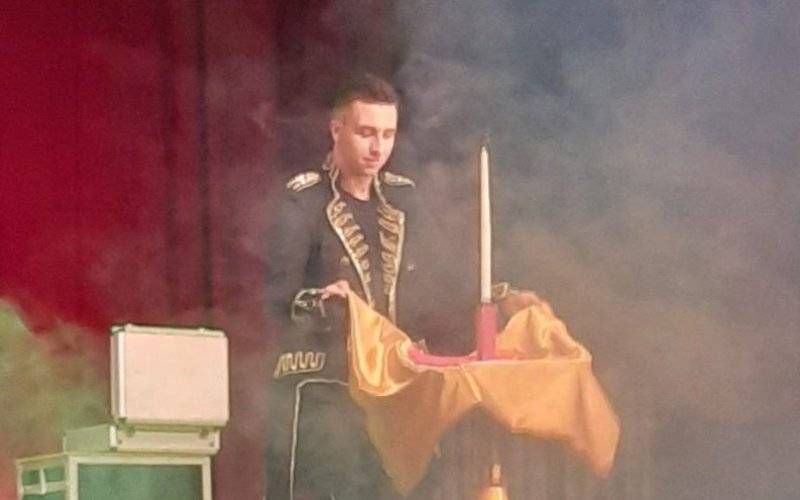Magiczne show Bartosza Lewandowskiego - InfoBrzeszcze.pl