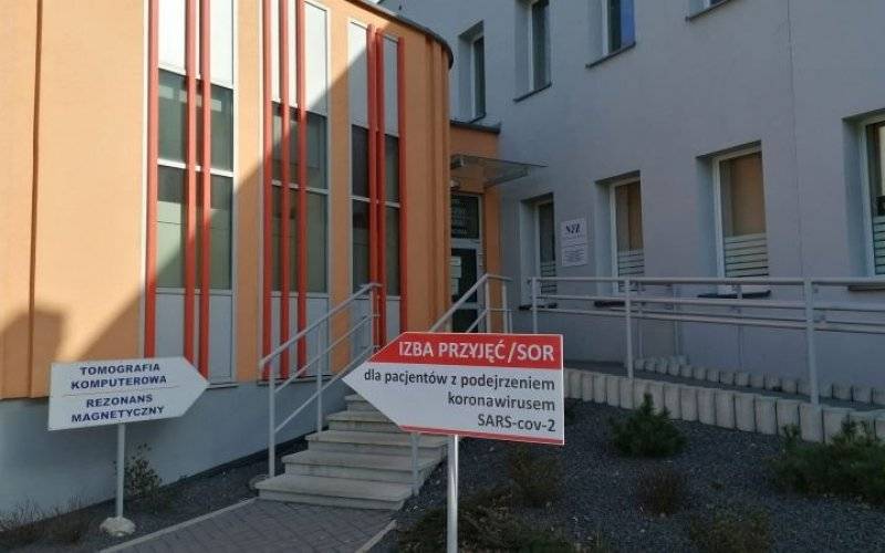 Opis badania wymazowego w ZOZ Oświęcim także w obcych językach - InfoBrzeszcze.pl