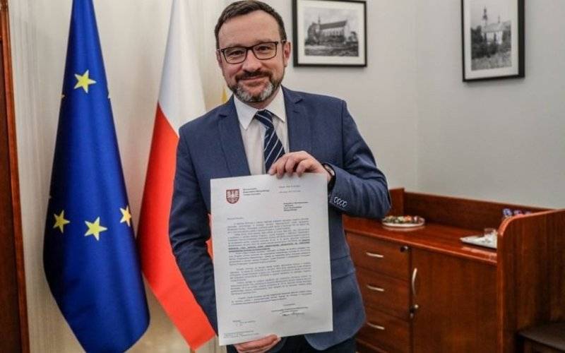 Dla każdej gminy 30 tys. zł - InfoBrzeszcze.pl