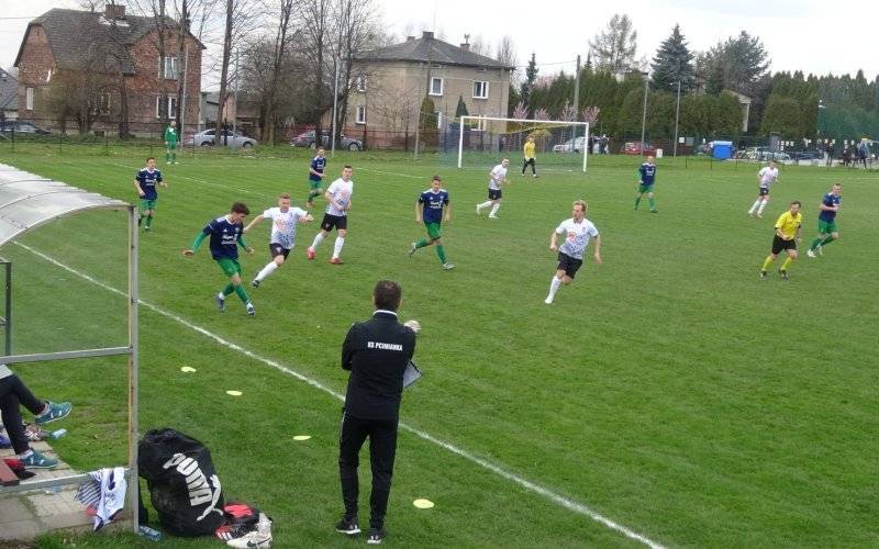 Drużyny LKS-u i Górnika udanie rozpoczęły rundę wiosenną - InfoBrzeszcze.pl