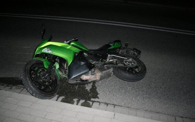 Stracił panowanie nad motocyklem i uderzył w ogrodzenie - InfoBrzeszcze.pl