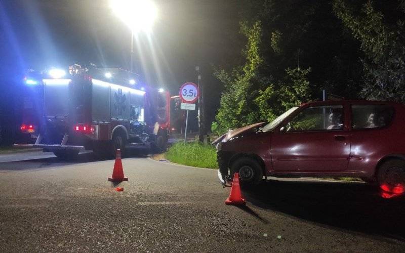 Brzeszcze. Zgłosił kradzież pojazdu, aby uniknąć kary za spowodowanie kolizji  drogowej oraz złamanie zakazu kierowania - InfoBrzeszcze.pl