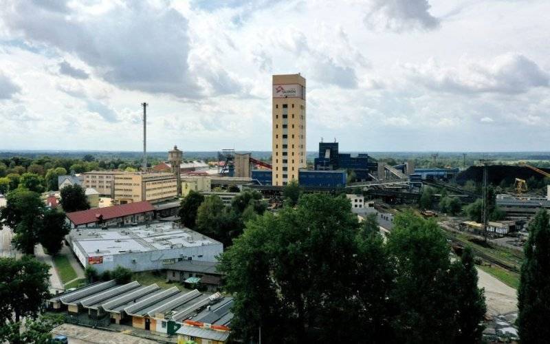 Nowe ściany wydobywcze zabezpieczą produkcję paliw - InfoBrzeszcze.pl