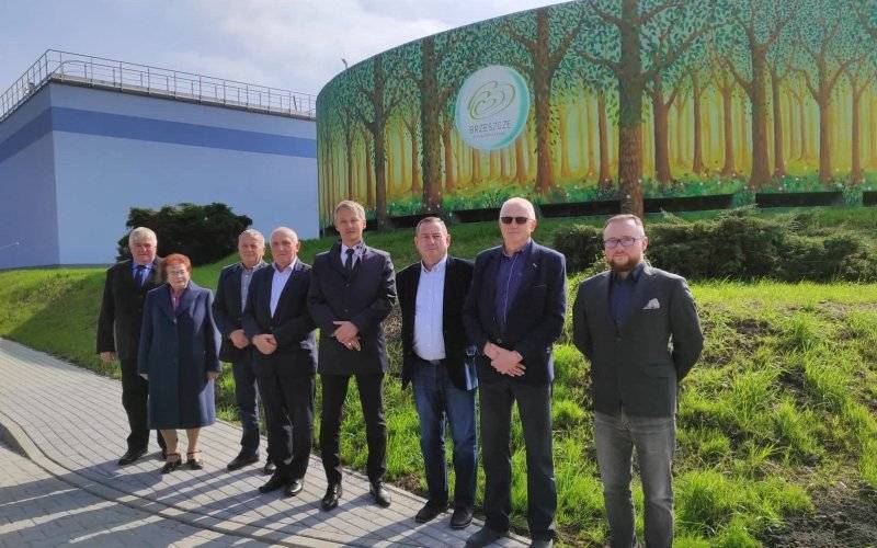 Podsumowano przebudowę i rozbudowę oczyszczalni ścieków - InfoBrzeszcze.pl