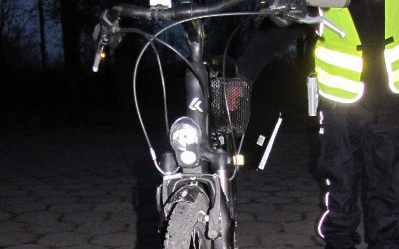 Rowerzysta z zakazem wpadł w ręce dzielnicowego - InfoBrzeszcze.pl