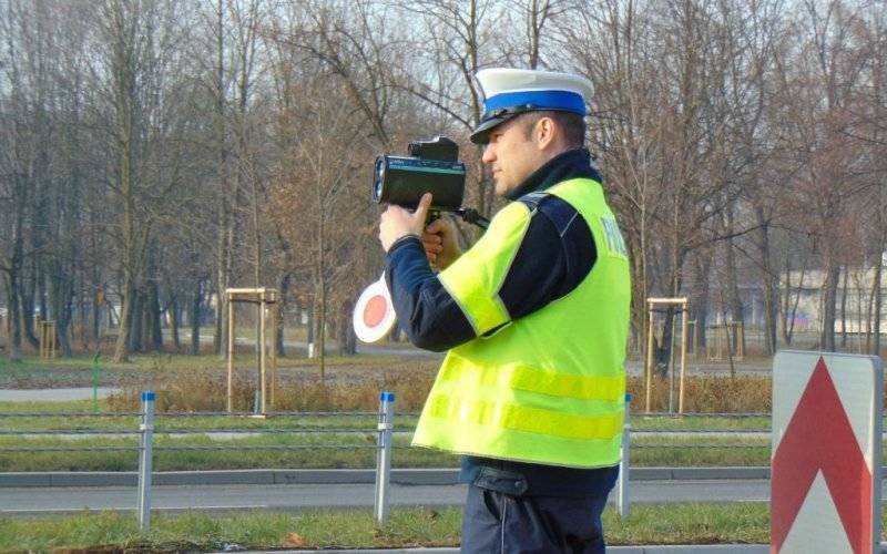 Kolejni piraci drogowi z mandatami - InfoBrzeszcze.pl