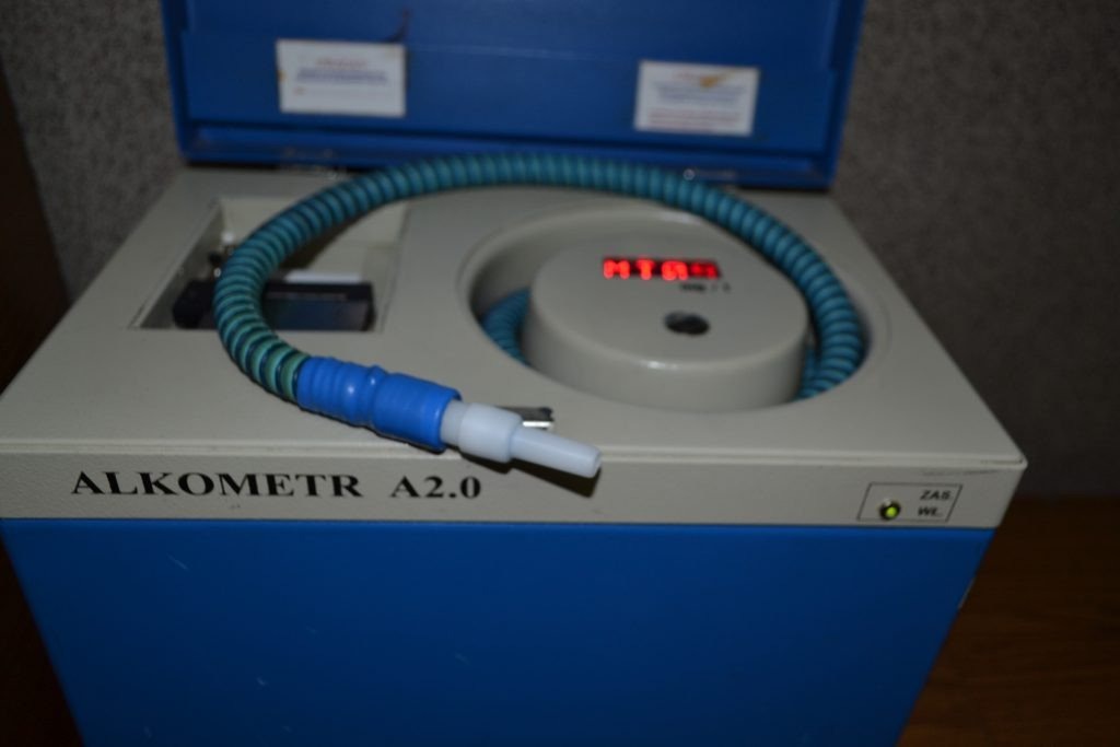 Pijana kierująca wpadła w ręce dzielnicowych - InfoBrzeszcze.pl