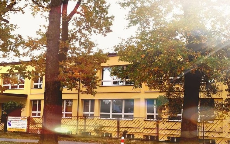 Nowoczesne wyposażenie za ponad pół miliona trafi do gminnych szkół - InfoBrzeszcze.pl