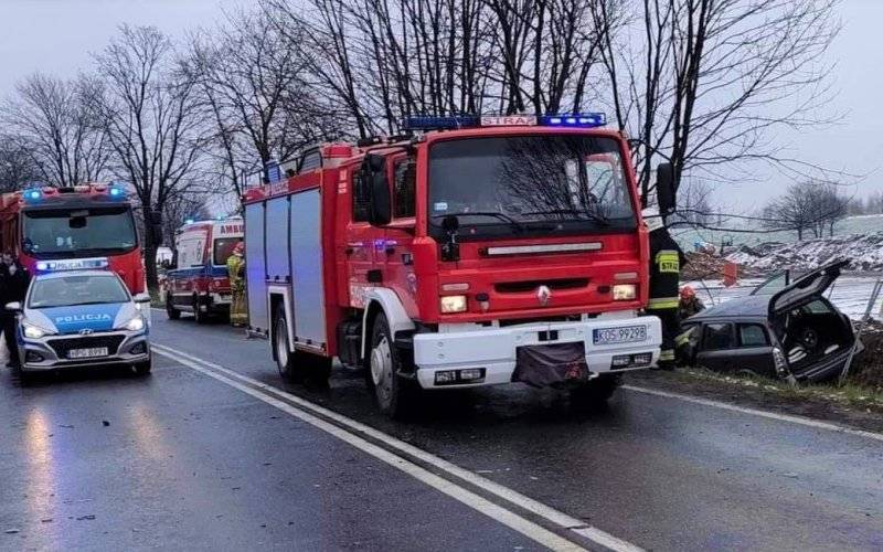Brzeszcze. Pijany kierowca spowodował wypadek- dwie osoby trafiły do szpitala - InfoBrzeszcze.pl