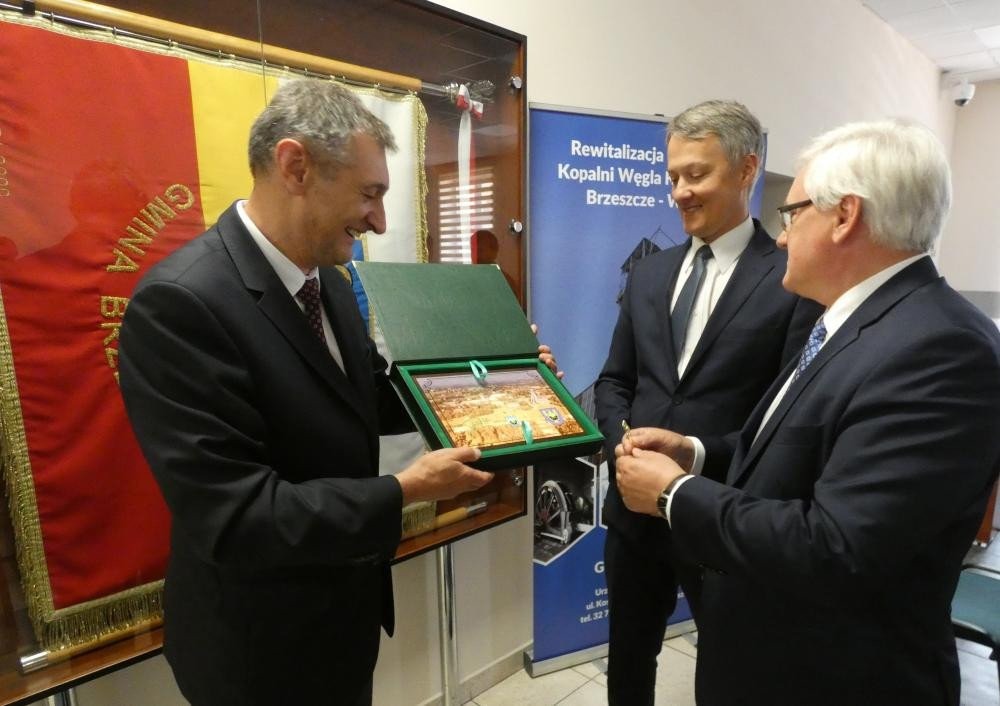 SRK przekazała Gminie Brzeszcze tereny i obiekty byłej KWK Brzeszcze Wschód - InfoBrzeszcze.pl