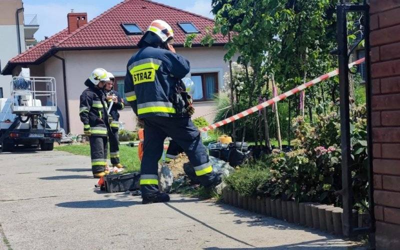 Porażenie prądem podczas wymiany oświetlenia. - InfoBrzeszcze.pl