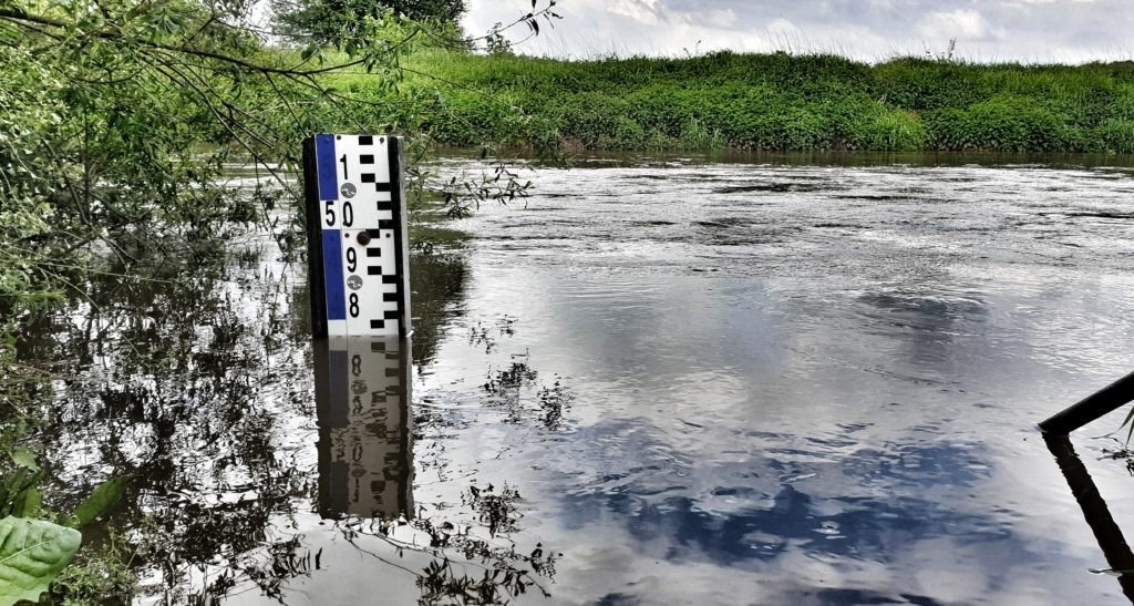 Wisła w Jawiszowicach przekroczyła stan ostrzegawczy - InfoBrzeszcze.pl