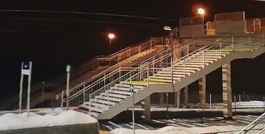 Małżeństwo z Brzeszcz wraz z policjantami uratowali życie 22-latce - InfoBrzeszcze.pl