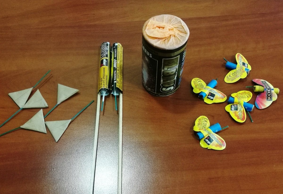 Policjanci ostrzegają - ostrożnie z fajerwerkami - InfoBrzeszcze.pl