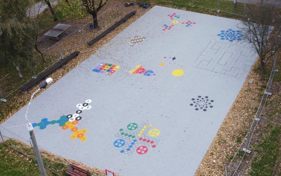 Boisko na Osiedlu Szymanowskiego w nowej odsłonie - InfoBrzeszcze.pl