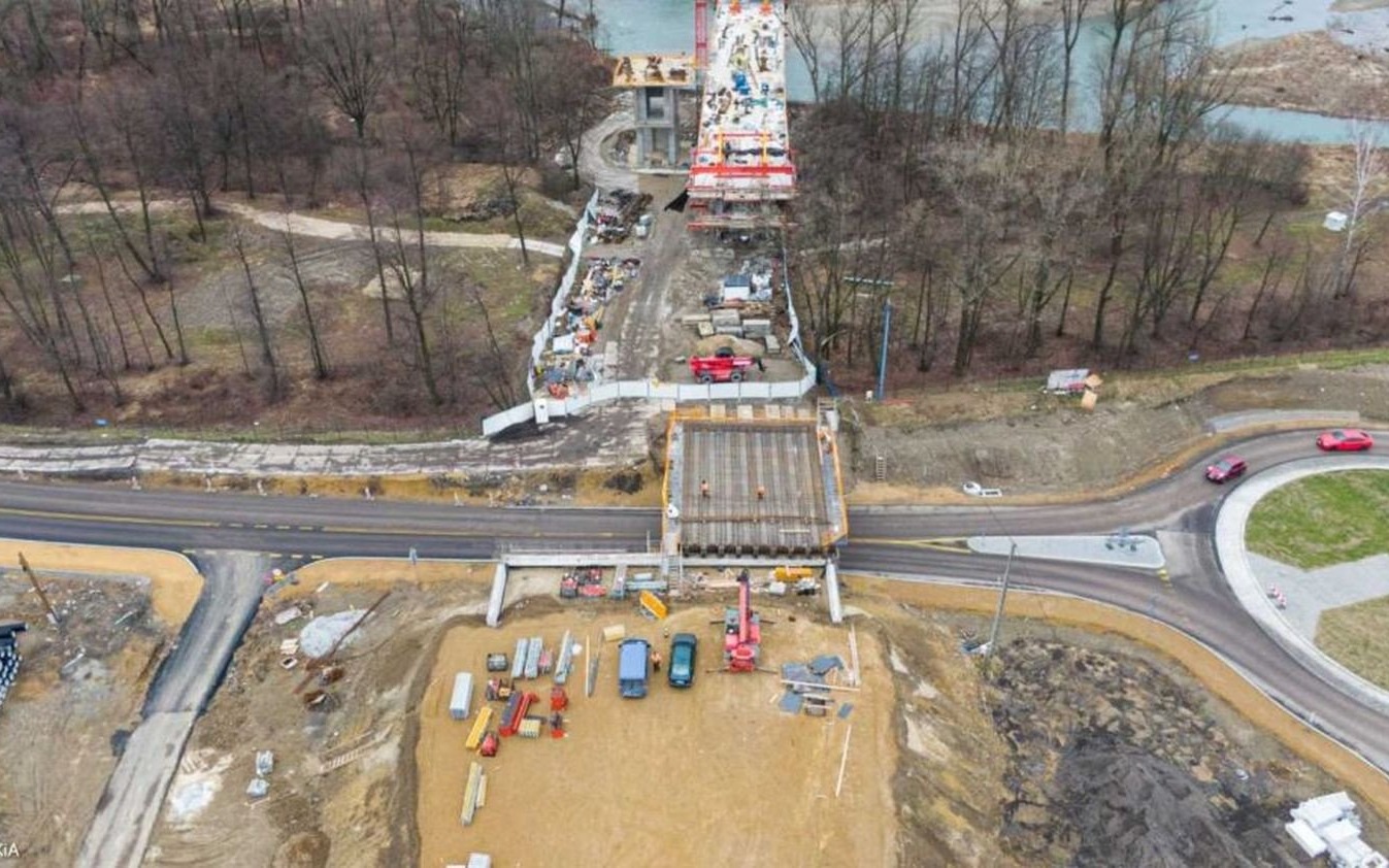 Na ul. Legionów w Oświęcimiu wraca ruch wahadłowy - InfoBrzeszcze.pl