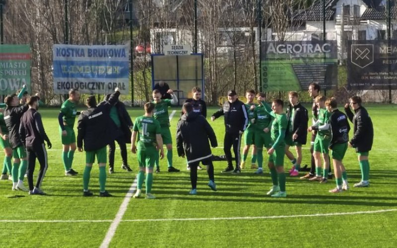 Udana inauguracja piłkarskiej wiosny - VIDEO - InfoBrzeszcze.pl