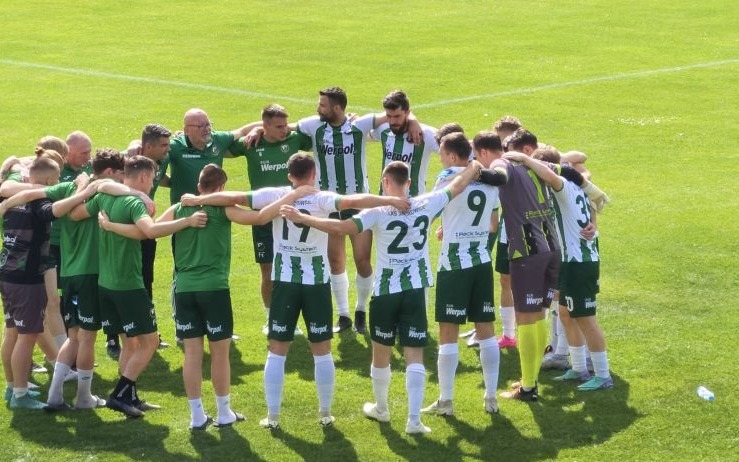 Passa trwa. LKS niepokonany od 23 kolejek - InfoBrzeszcze.pl