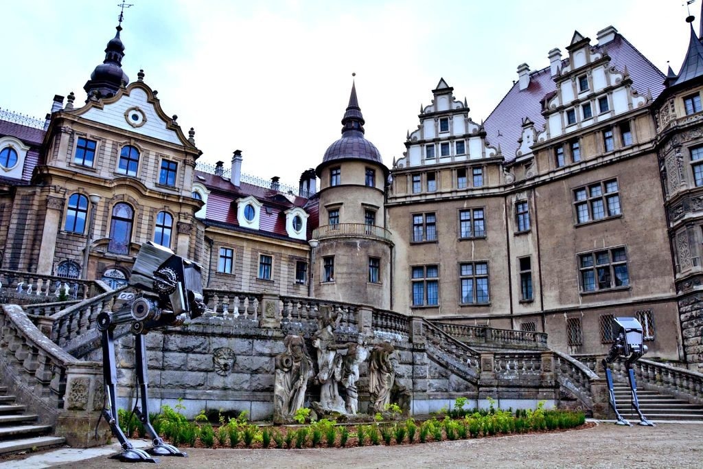 Wycieczka do FABRYKI BAJKOWYCH ROBOTÓW i ZAMKU w MOSZNEJ. - InfoBrzeszcze.pl