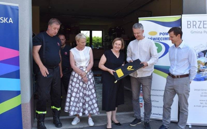 Nowy sprzęt ratowniczy dla OSP Brzeszcze dzięki wsparciu lokalnych władz - InfoBrzeszcze.pl