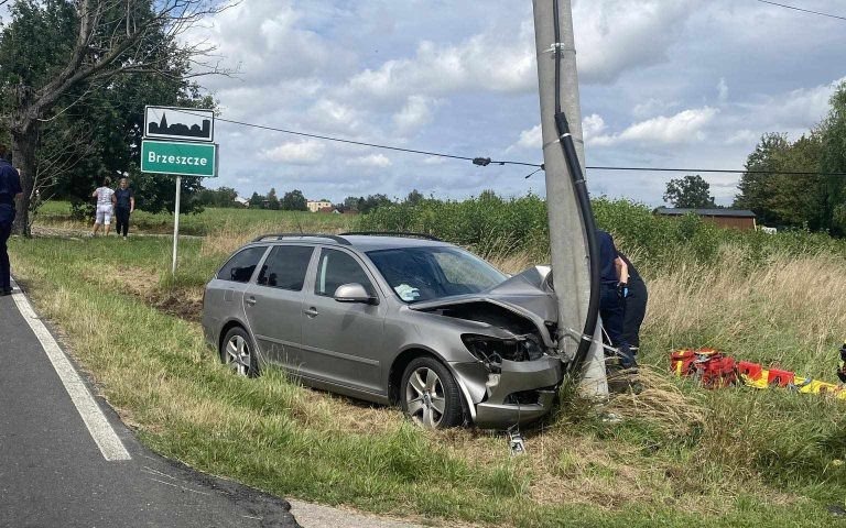 Mężczyzna z Prawie 3 Promilami Alkoholu Uderzył w Słup Energetyczny - InfoBrzeszcze.pl