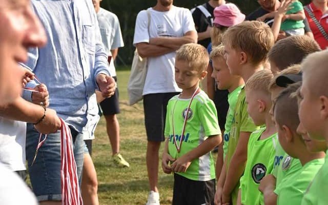Młodzi piłkarze walczyli o Puchar Burmistrza - FOTO - InfoBrzeszcze.pl