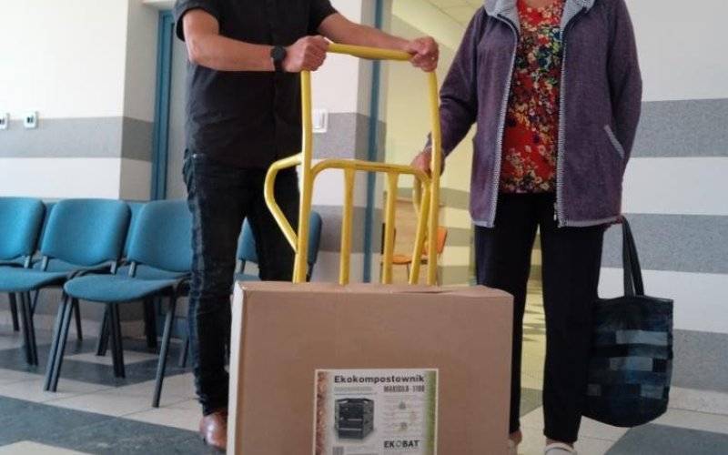 Pierwsze Kompostowniki Rozdane Mieszkańcom Gminy Brzeszcze - InfoBrzeszcze.pl