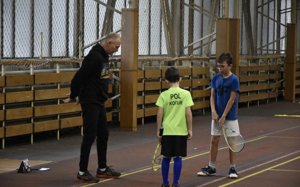 Grudniowy turniej crossmintona pod znakiem debiutów - FOTO - InfoBrzeszcze.pl