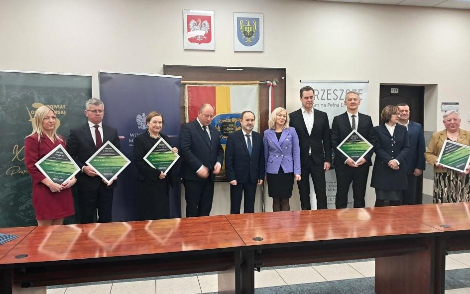 Blisko 900 tys. zł dla Gminy Brzeszcze na odbudowę po wrześniowej powodzi - InfoBrzeszcze.pl