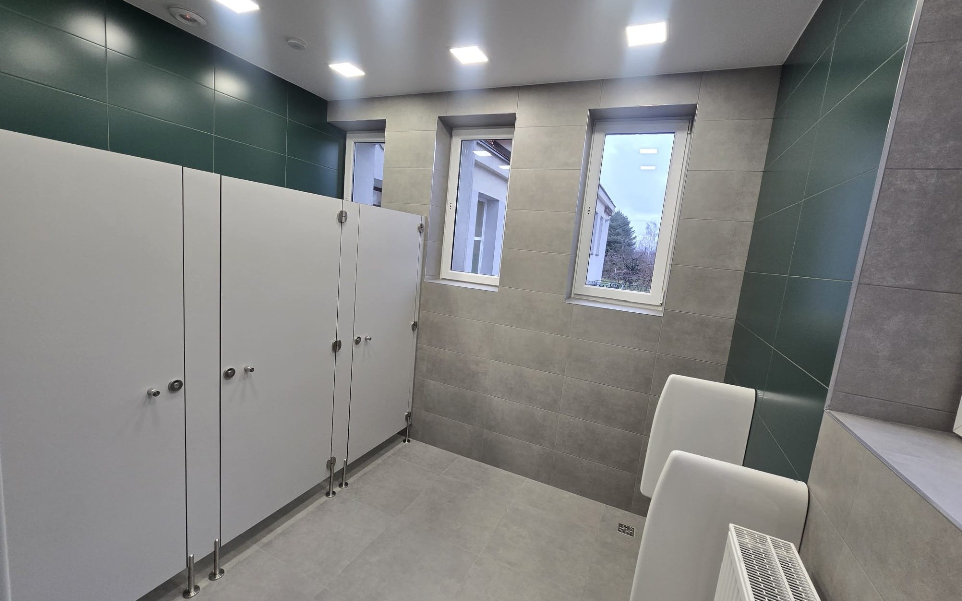 Wyremontowano toalety w ZSP nr 4 - InfoBrzeszcze.pl