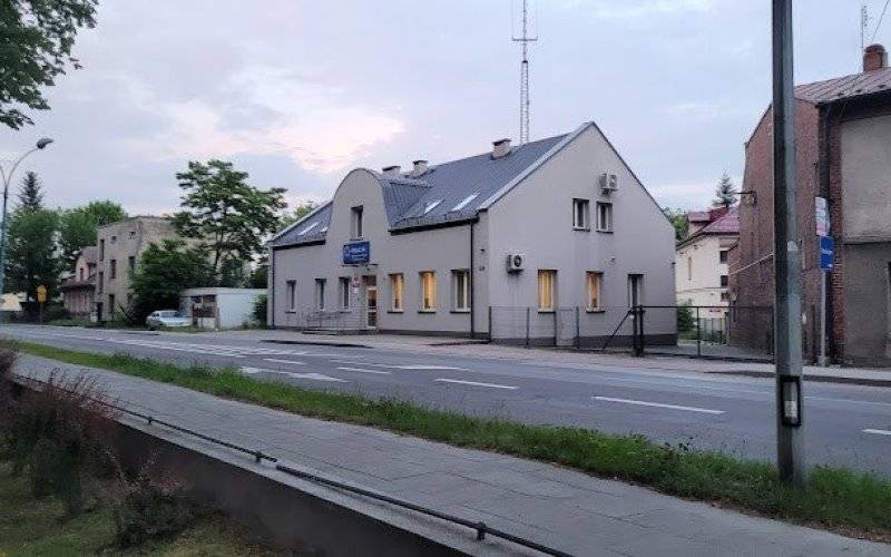 Czujność i szybka reakcja policjantów uratowały życie 55-latka - InfoBrzeszcze.pl