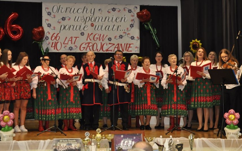 Jubileusz Zespołu "Grojczanie" i Koła Gospodyń Wiejskich w Grojcu