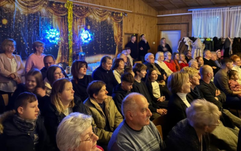 Kolędy, teatr i zabawa - Stawy Monowskie kolędują