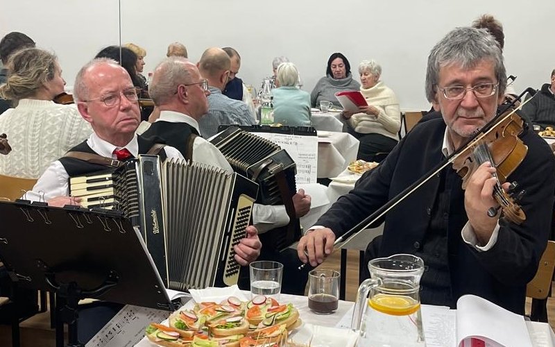 Kolędowanie z ZPiT „Holan”