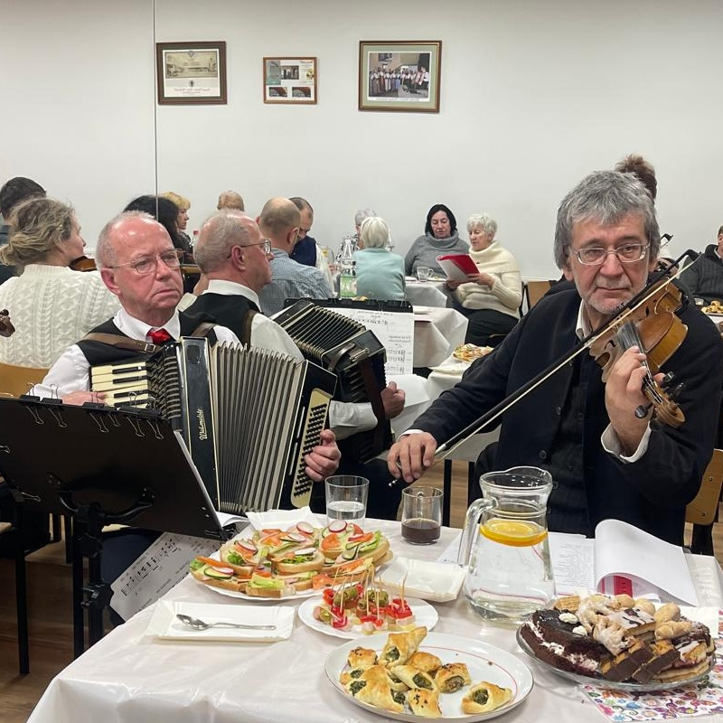 Kolędowanie z ZPiT „Holan”