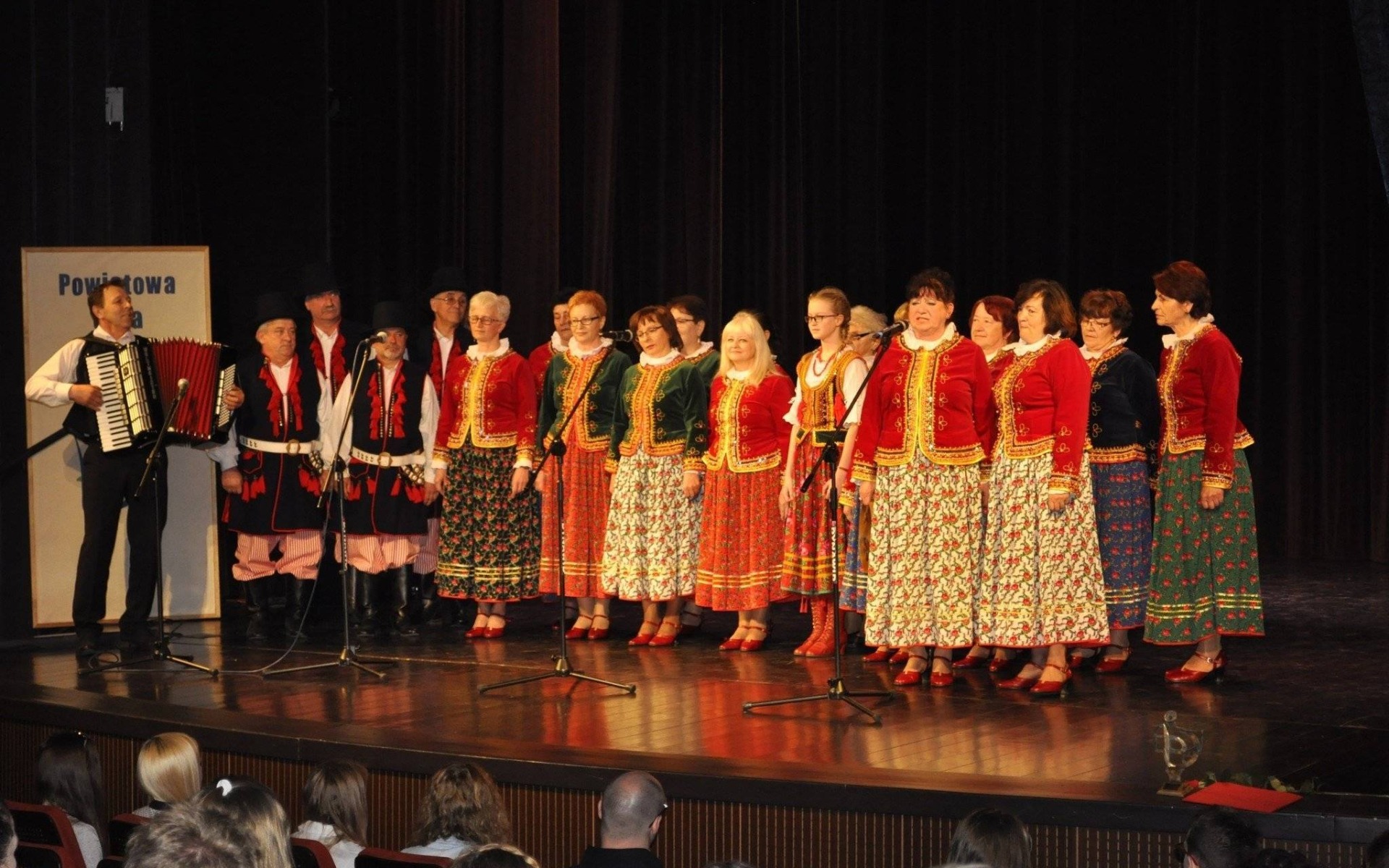 "Porębianie" wyśpiewali nagrodę