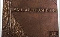 Zgłoś kandydata do Nagrody Amicus Hominum