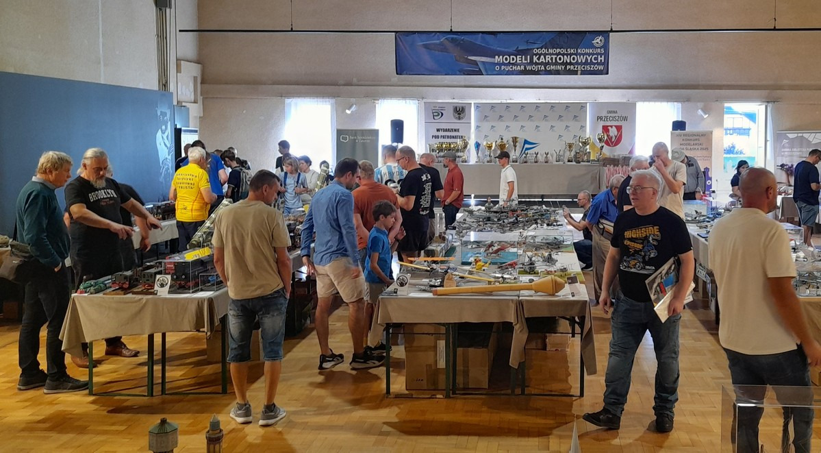 Gmina Przeciszów. 24. Ogólnopolski Konkurs Modeli Kartonowych z promocją bezpieczeństwa i służby w Policji.