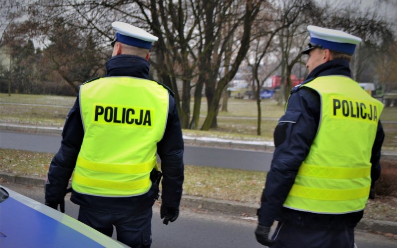 Powiat oświęcimski. Akcja „ZNICZ 2025”. Zadbajmy o to, aby każdy bezpiecznie powrócił do domu.