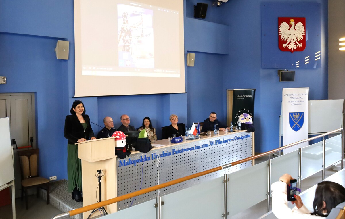 Oświęcim. Seminarium naukowe dla młodzieży, o Prawie, Bezpieczeństwie i Resocjalizacji, w Małopolskiej Uczelni Państwowej w Oświęcimiu