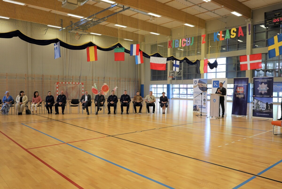 „Razem Tworzymy Atmosferę. Kibicuj z Klasą”. Inauguracja projektu profilaktycznego w Oświęcimiu.