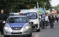 Policjanci dbali o bezpieczny przebieg uroczystości upamiętniających 75. rocznicę męczeńskiej śmierci św. Maksymiliana Kolbego