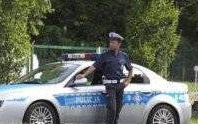 Powiat. Bezpieczna droga do szkoły. Policjanci pilnując bezpieczeństwa dzieci, skutecznie eliminują kierowców stwarzających zagrożenie.