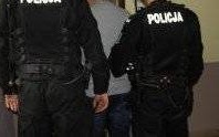 Gmina Osiek. Policjanci zatrzymali mężczyznę podejrzanego o stosowanie przemocy w rodzinie